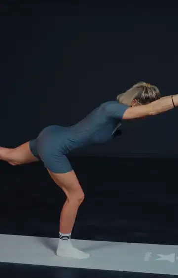 Ягодицы 3D — Виктория Вакулина